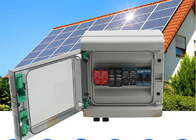 15A Güneş PV Kombinezörü Kutusu Çevre Kesicisi 2 Diz Plastik 550VDC Güneş Paneli