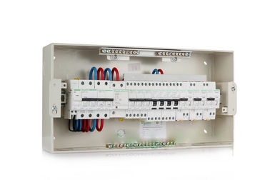 Gri Beyaz Elektrik Dağıtım Kabini IEC60439-3 Duvar Tipi Elektrik Dağıtım Kutusu